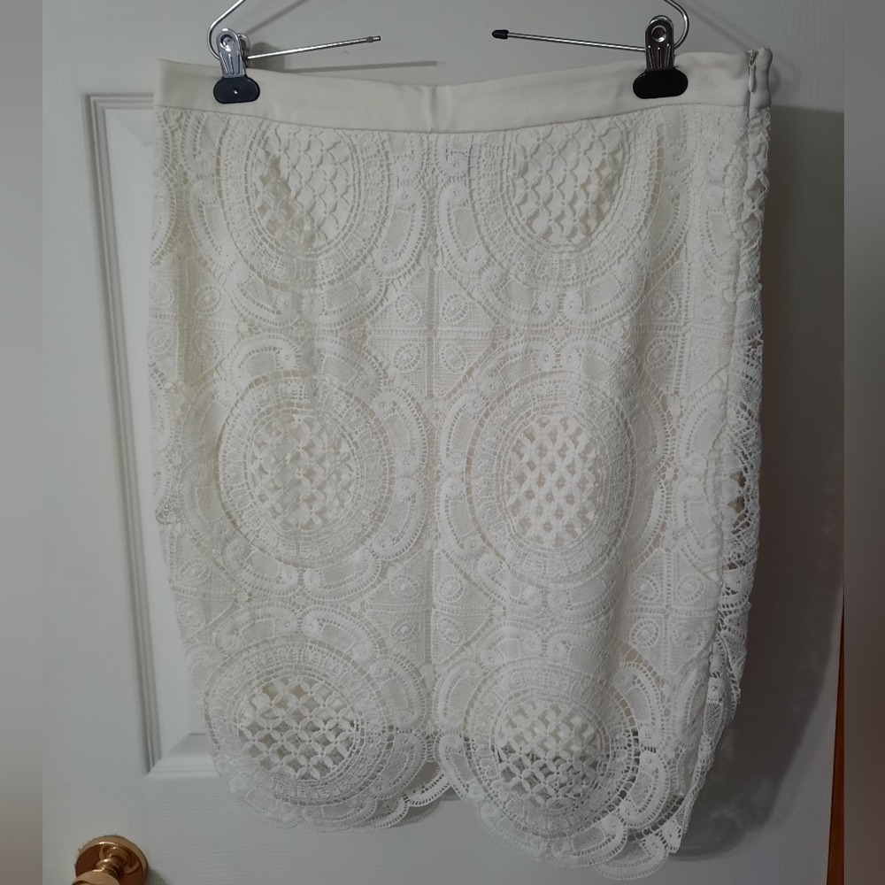 Vintage Cream Lace Stretch Skirt